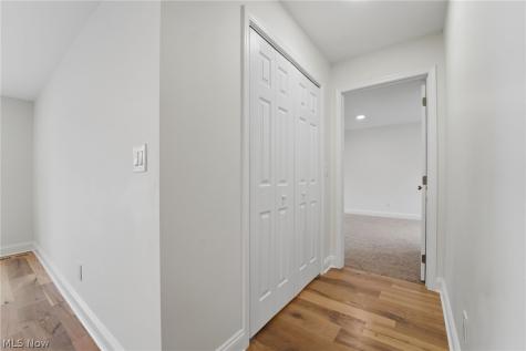 13829 Carlton Street Burton OH 44021