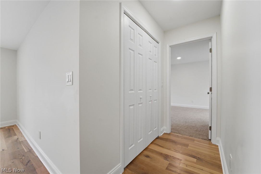 13829 Carlton Street Burton OH 44021