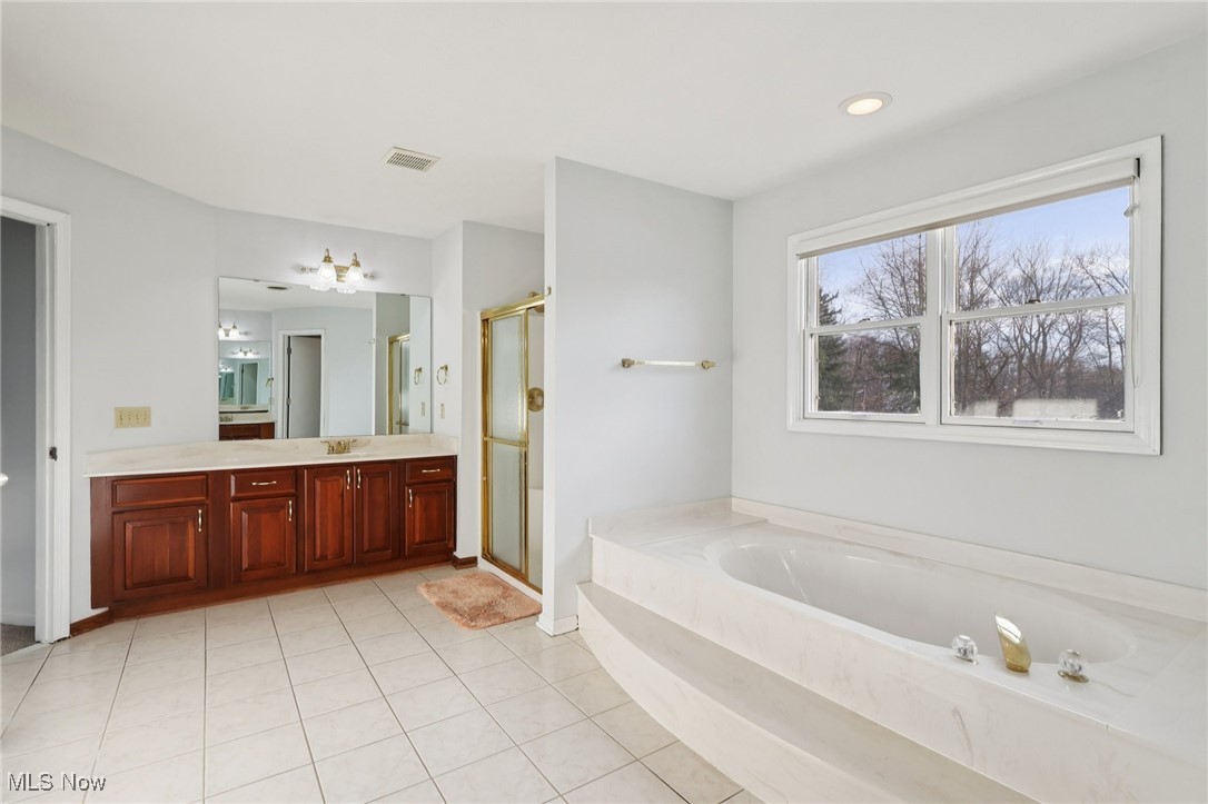 12649 Fieldstone Point Strongsville OH 44149