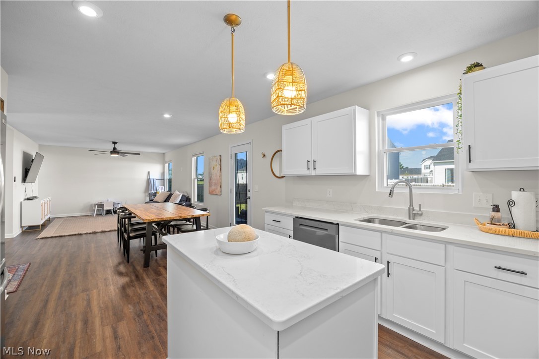 6034 Conneaut Light Vermilion OH 44089