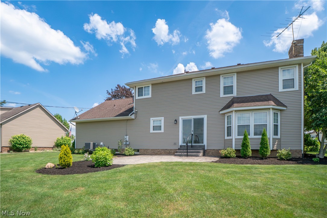 1631 Horizon Drive Louisville OH 44641