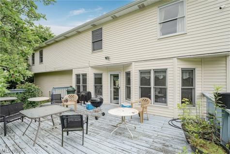 1347 Sharonbrook Drive Twinsburg OH 44087