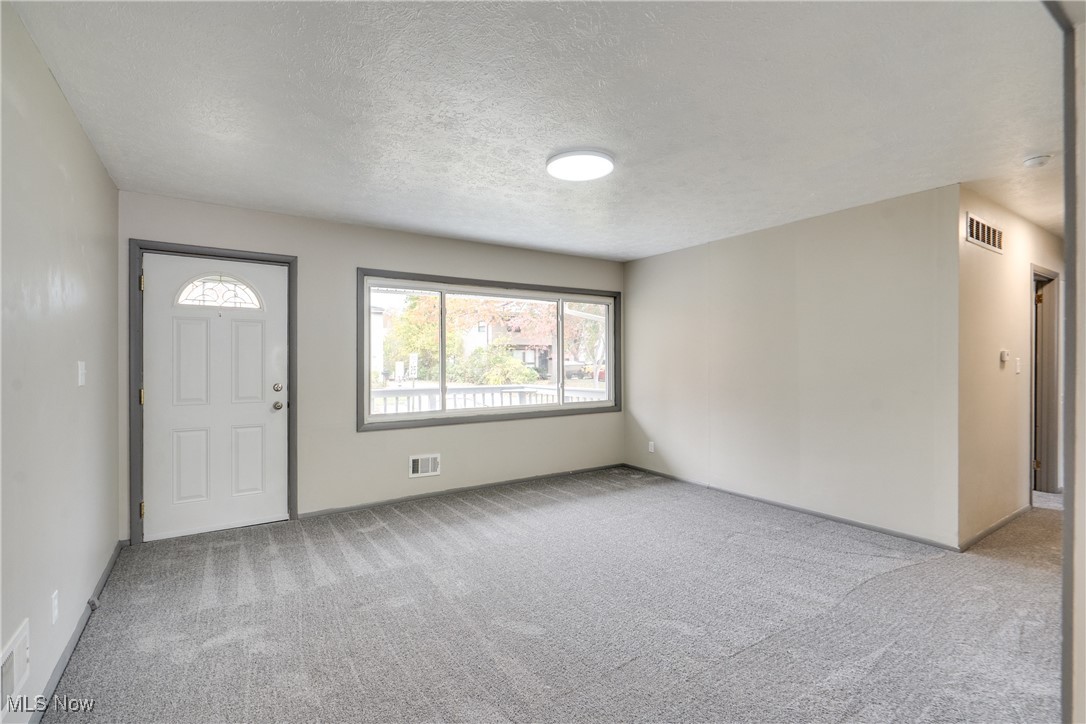 2953 Clearfield Avenue Akron OH 44314