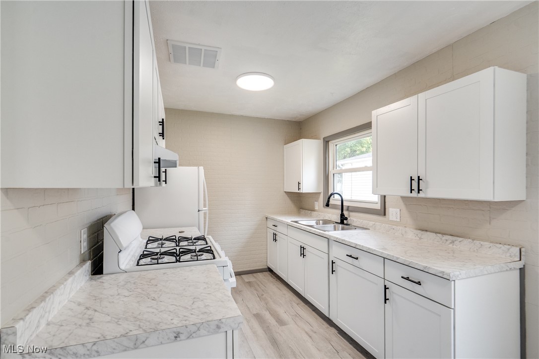 2953 Clearfield Avenue Akron OH 44314