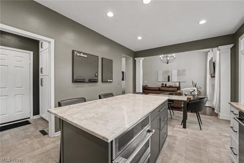 9803 Burton Drive Twinsburg OH 44087