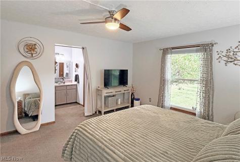 1043 Reedy Drive Wadsworth OH 44281