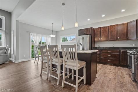 341 Alexis Lane Canal Fulton OH 44614