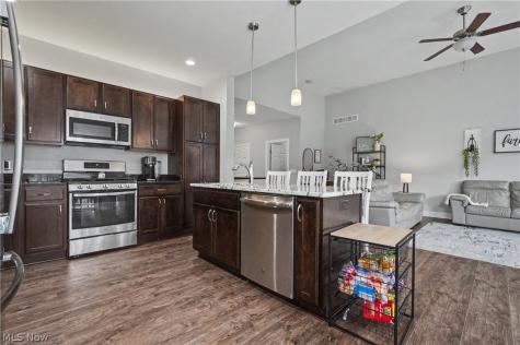 341 Alexis Lane Canal Fulton OH 44614