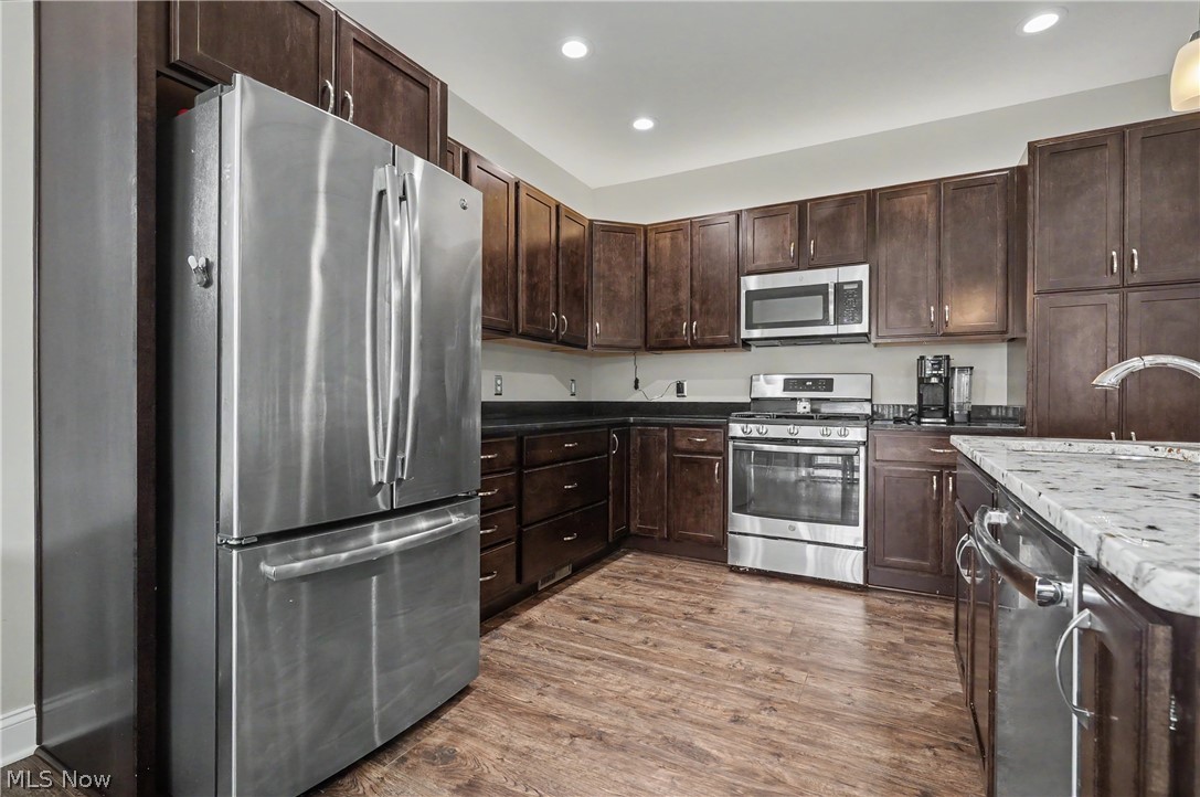 341 Alexis Lane Canal Fulton OH 44614
