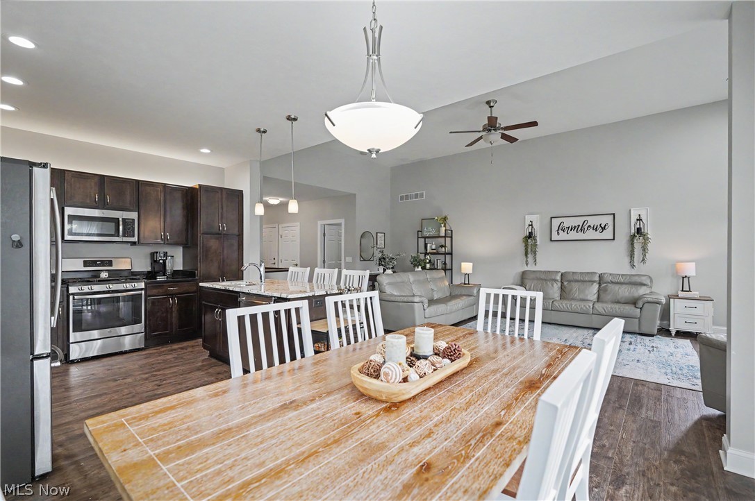 341 Alexis Lane Canal Fulton OH 44614