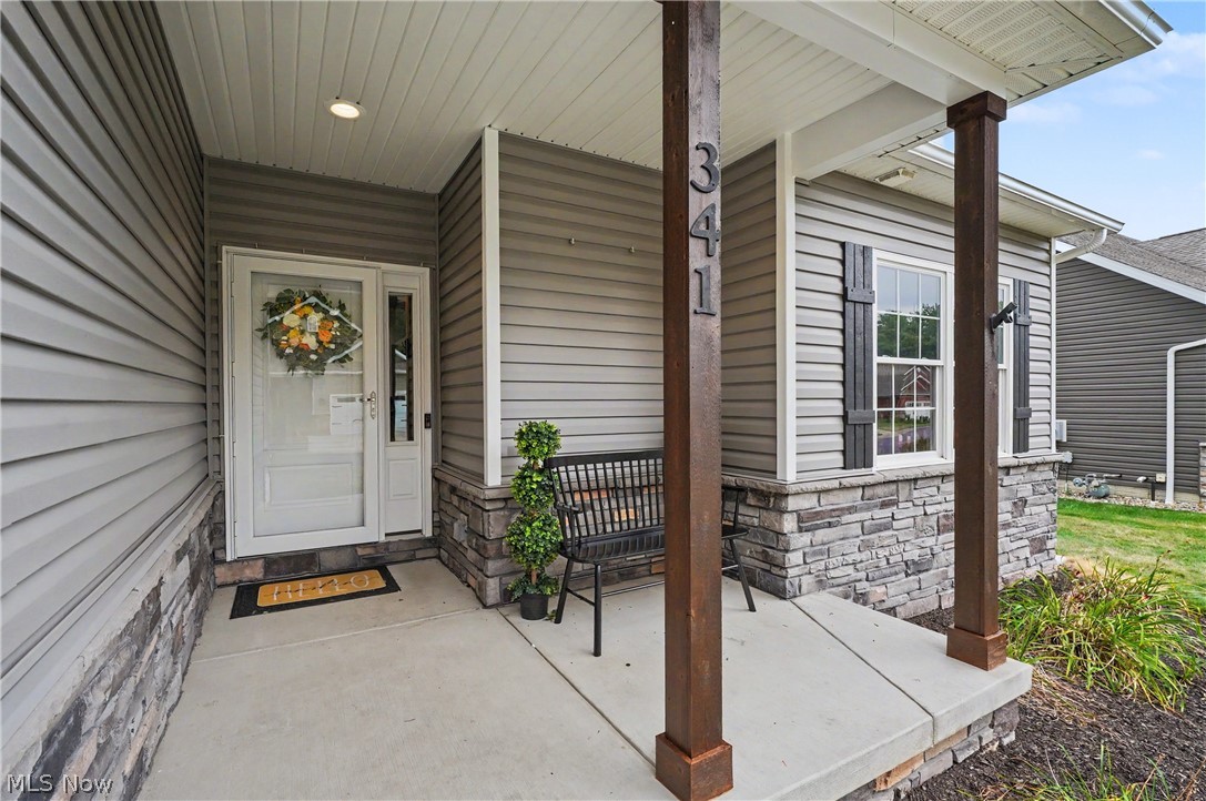 341 Alexis Lane Canal Fulton OH 44614
