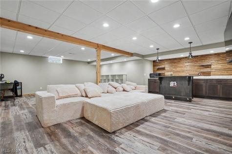 341 Alexis Lane Canal Fulton OH 44614