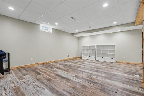341 Alexis Lane Canal Fulton OH 44614