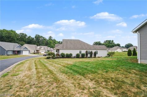 341 Alexis Lane Canal Fulton OH 44614
