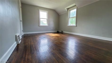 1210 25th Street NE Canton OH 44714