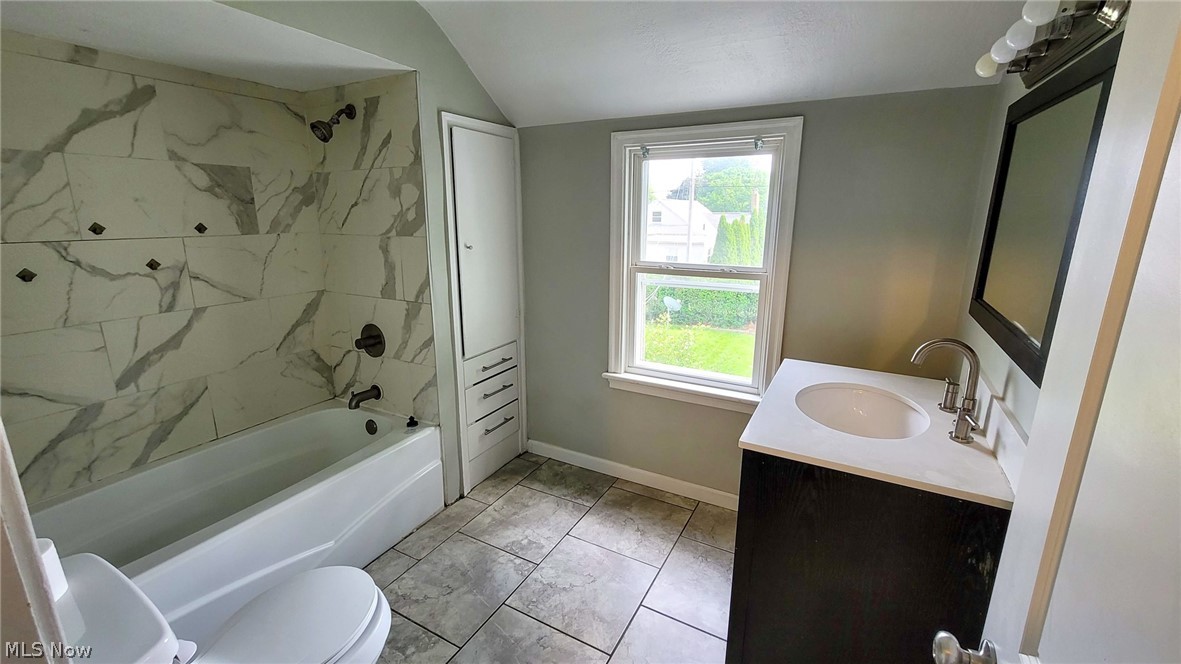 1210 25th Street NE Canton OH 44714