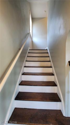 1210 25th Street NE Canton OH 44714