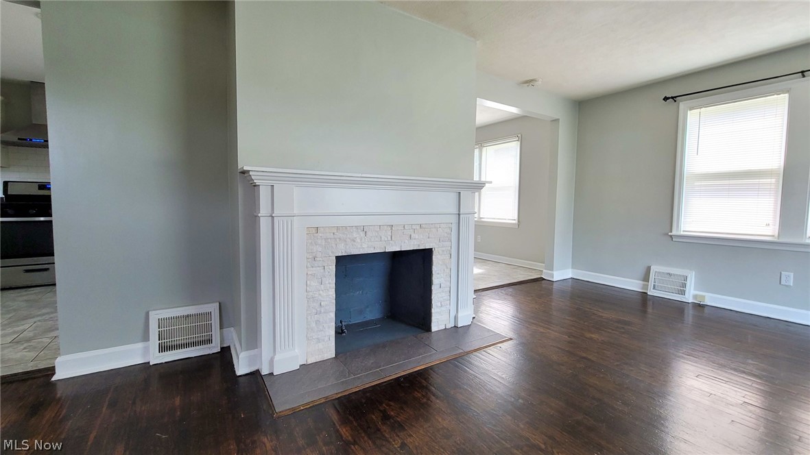 1210 25th Street NE Canton OH 44714