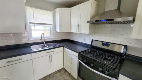 1210 25th Street NE Canton OH 44714