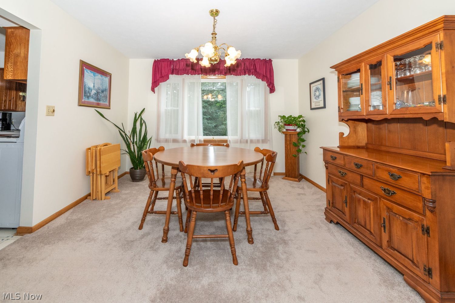 696 West Street Wadsworth OH 44281