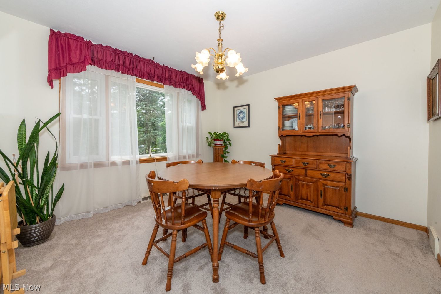 696 West Street Wadsworth OH 44281