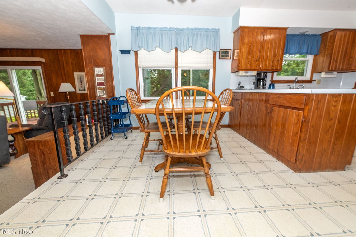 696 West Street Wadsworth OH 44281