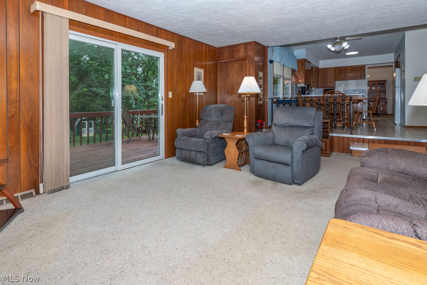 696 West Street Wadsworth OH 44281