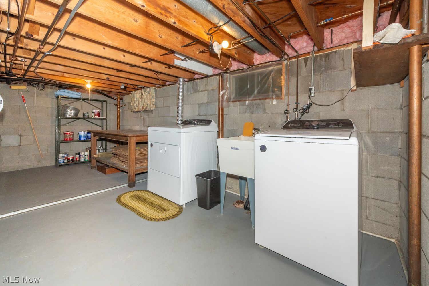 696 West Street Wadsworth OH 44281