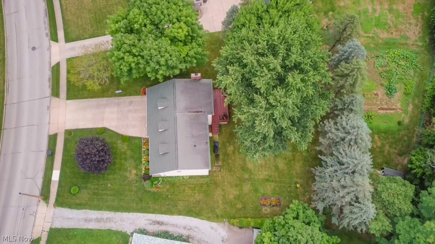 696 West Street Wadsworth OH 44281