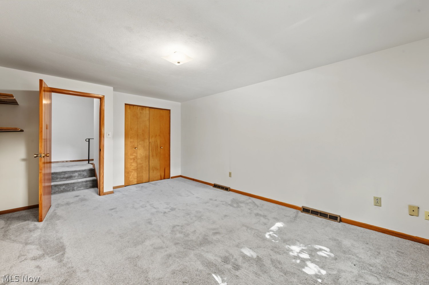 696 West Street Wadsworth OH 44281