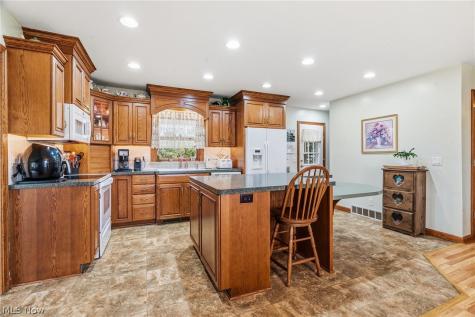 3834 Southway Street SW Massillon OH 44646