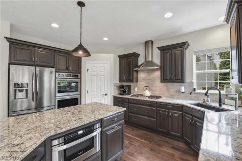 32451 English Turn Street Avon Lake OH 44012