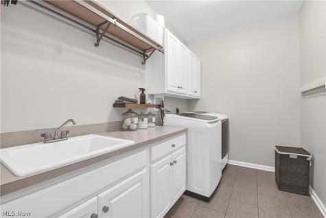 32451 English Turn Street Avon Lake OH 44012