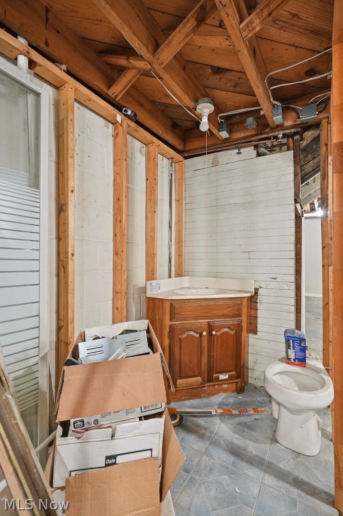 205 Logan Street Bedford OH 44146