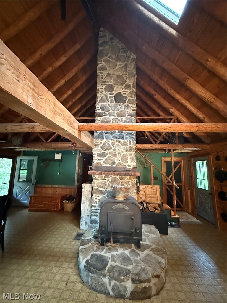 55644 County Road 2 Fresno OH 43824