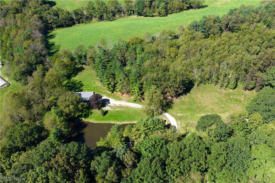 55644 County Road 2 Fresno OH 43824
