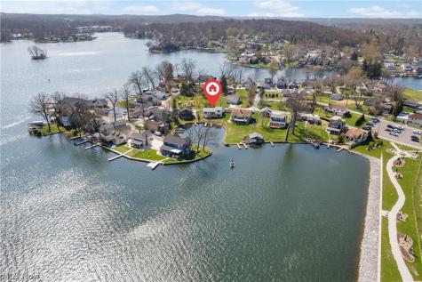 253 Aqua Boulevard Coventry OH 44319