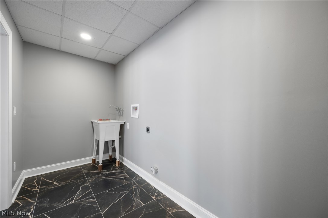 253 Aqua Boulevard Coventry OH 44319