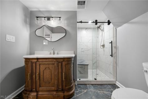 253 Aqua Boulevard Coventry OH 44319