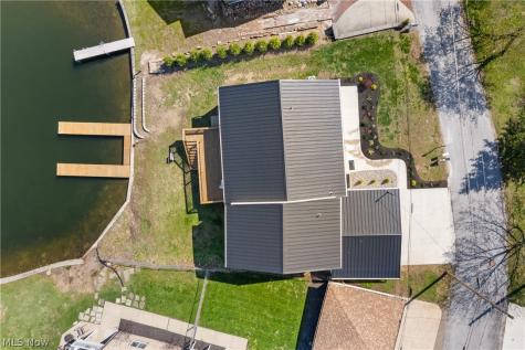 253 Aqua Boulevard Coventry OH 44319