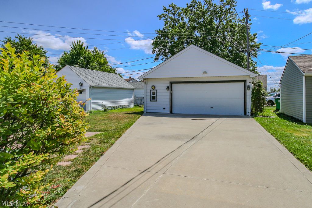 28904 W Willowick Drive Willowick OH 44095