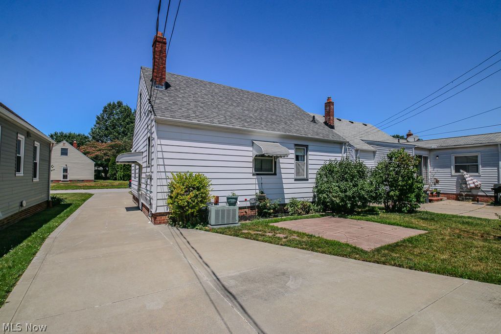 28904 W Willowick Drive Willowick OH 44095