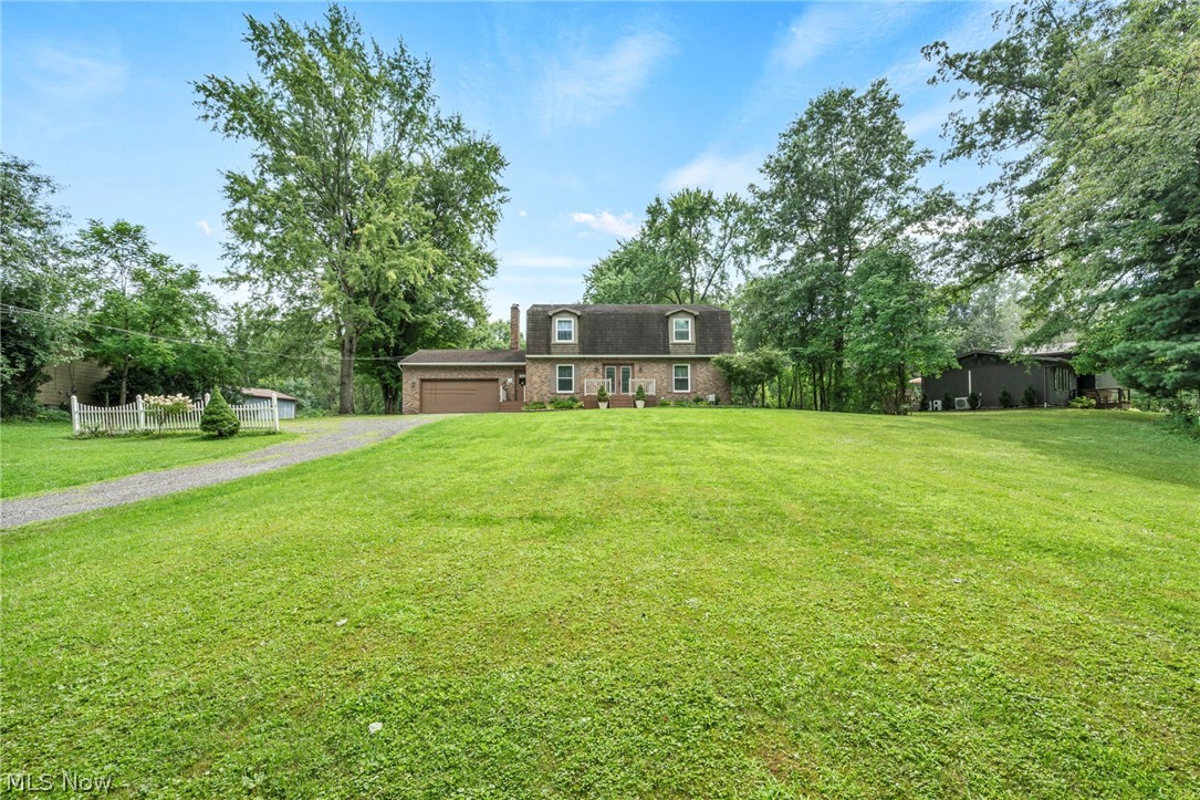 615 Salt Springs Road Warren OH 44440