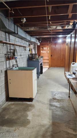 13993 Butternut Road Burton OH 44021