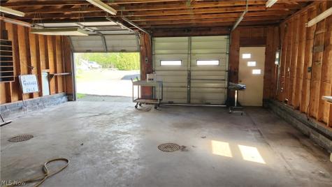 13993 Butternut Road Burton OH 44021