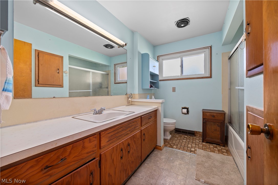 1428 Meister Road Lorain OH 44053