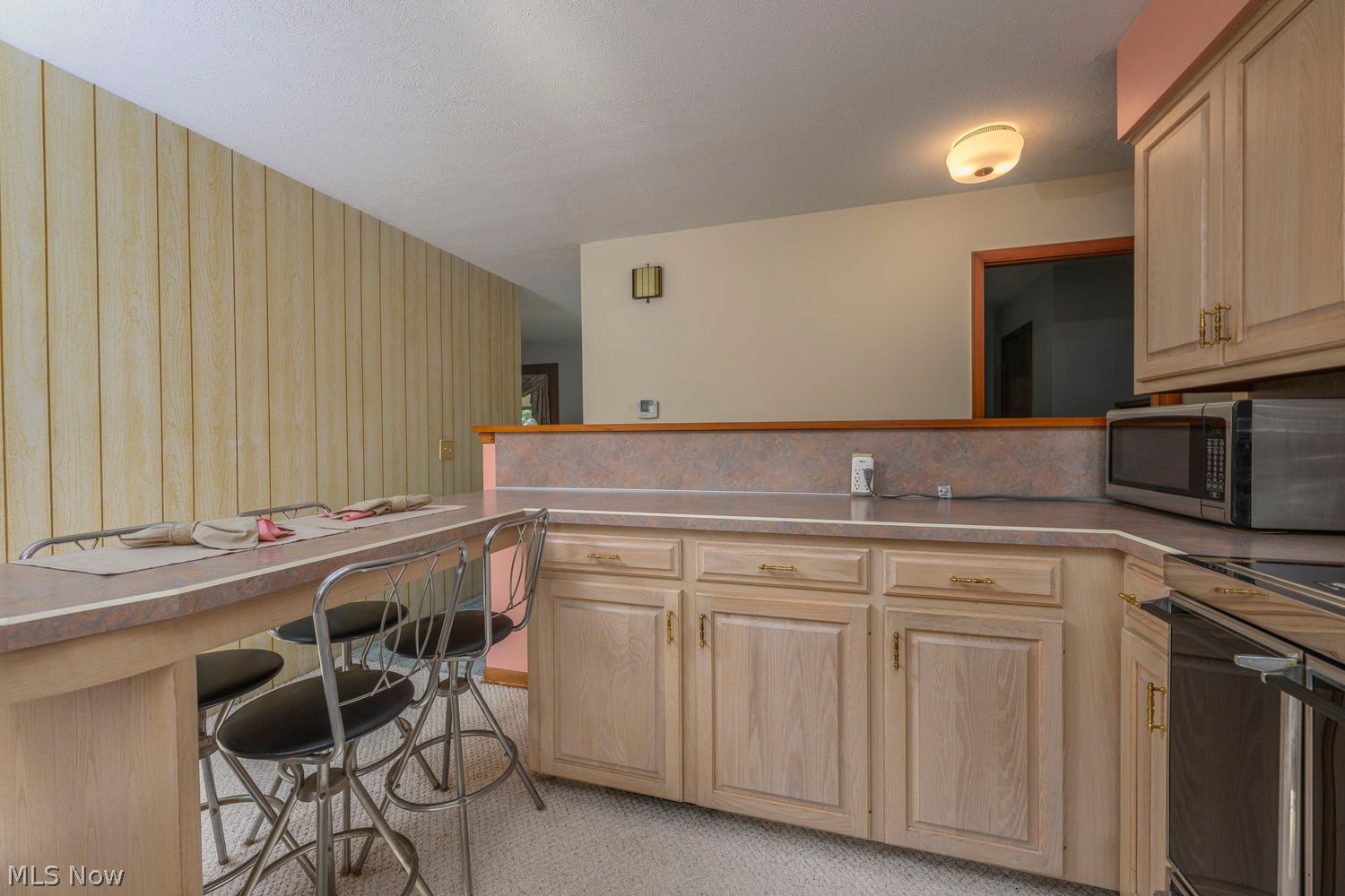 721 Lindy Lane Avenue SW North Canton OH 44720