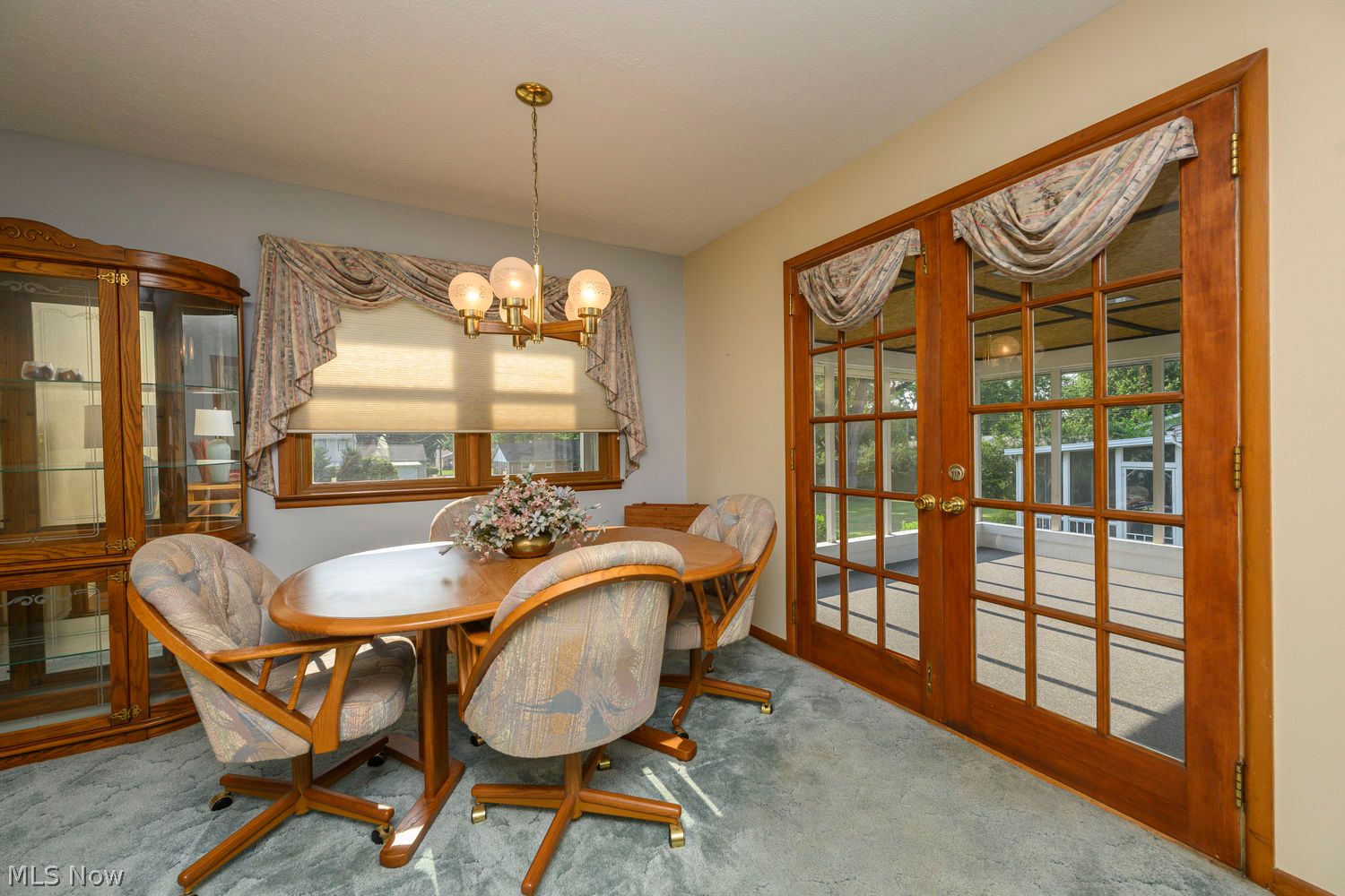 721 Lindy Lane Avenue SW North Canton OH 44720