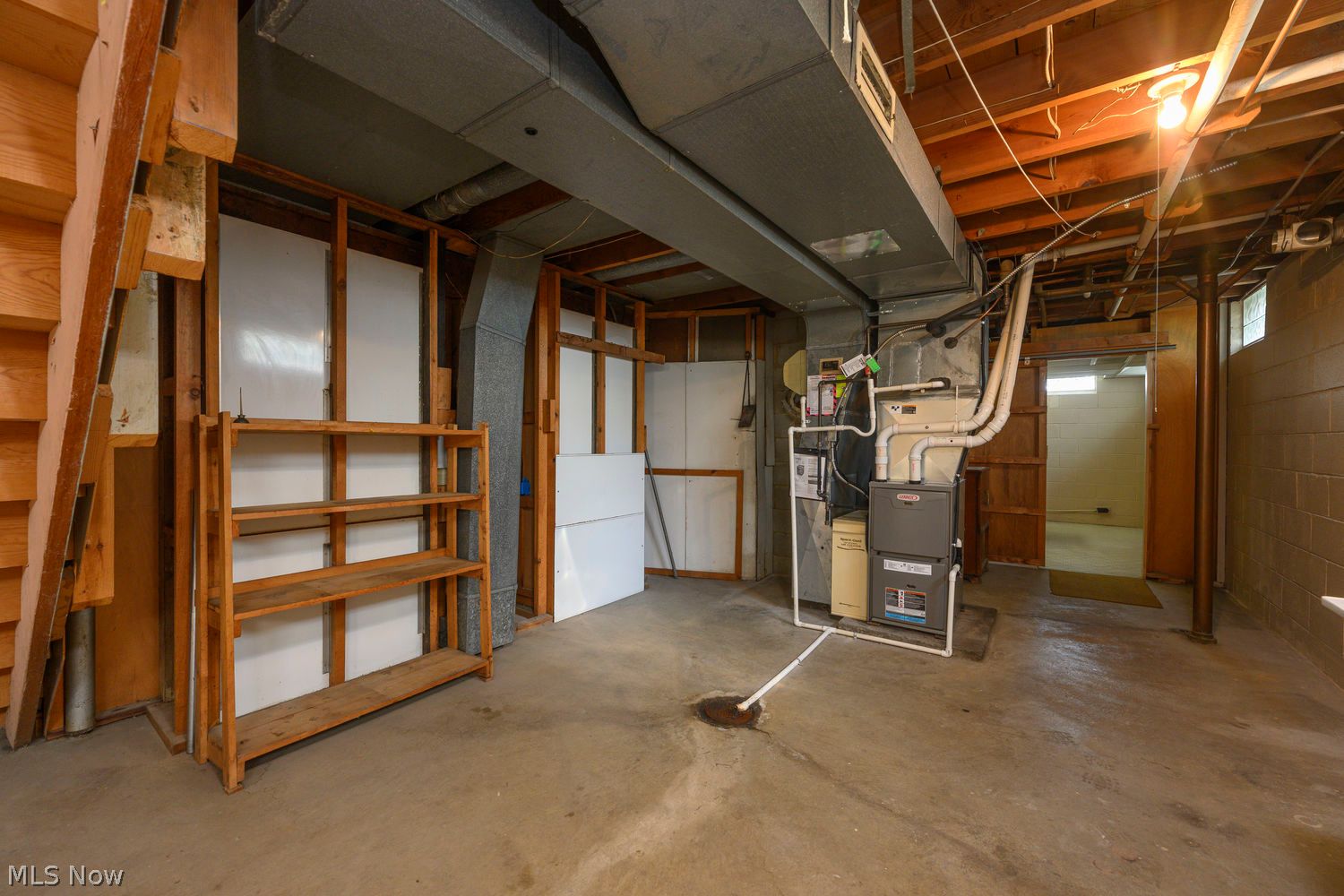 721 Lindy Lane Avenue SW North Canton OH 44720