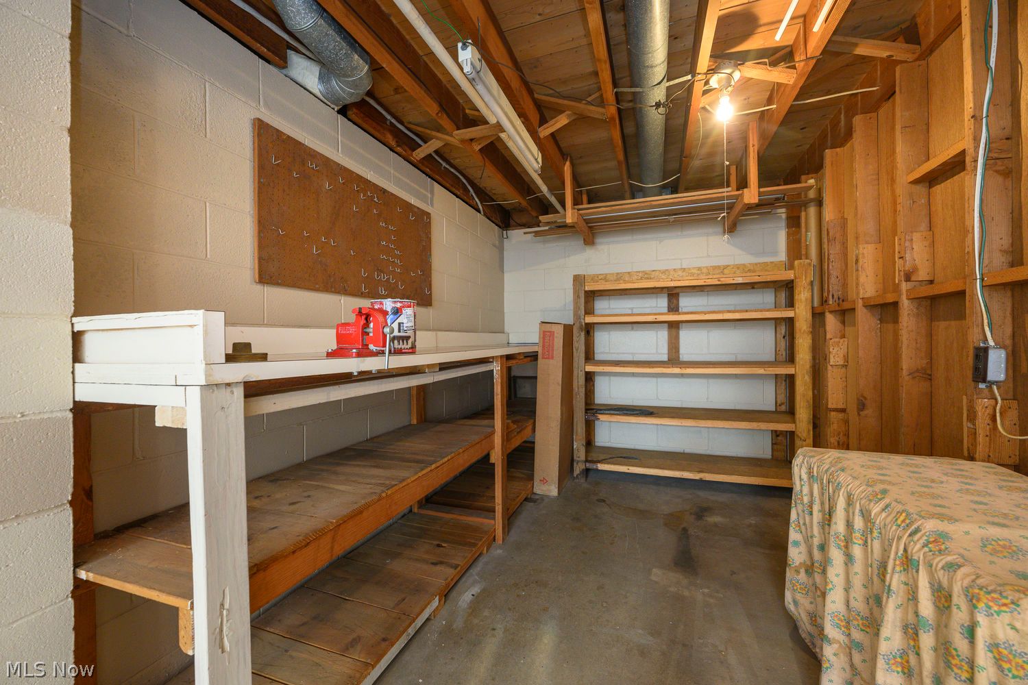 721 Lindy Lane Avenue SW North Canton OH 44720